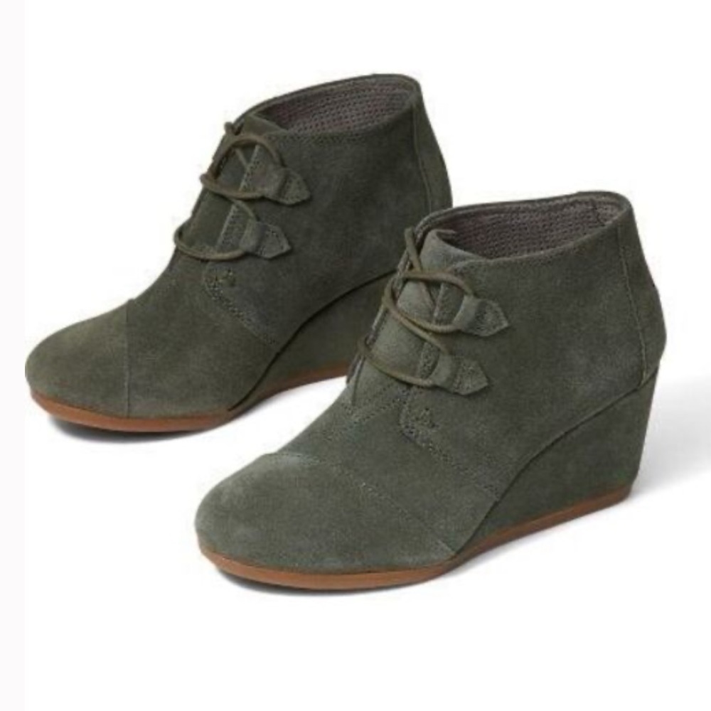 Toms | Women’s olive green suede lace up Kala ankle booties, wedge heel, size 11